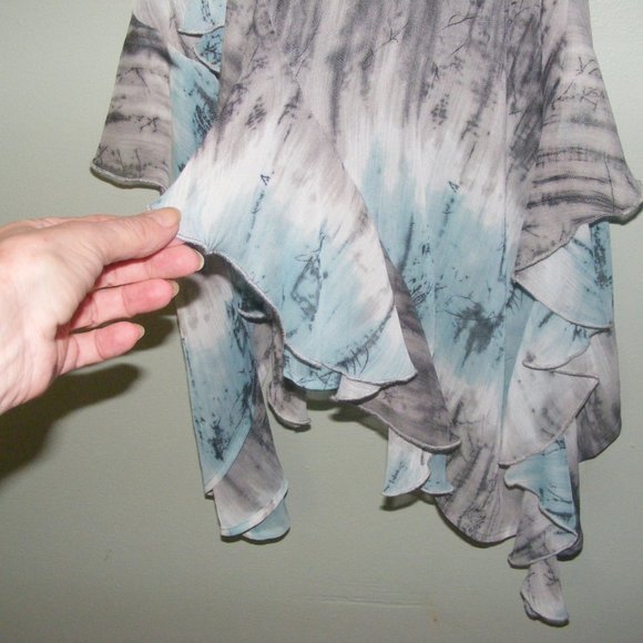 Ruffle Tank - Picture 7 of 8